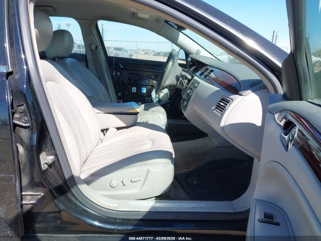 44571777 :رقم المزاد ، 1G4HC5EM6BU136305 vin ، 2011 Buick Lucerne Cxl مزاد بيع