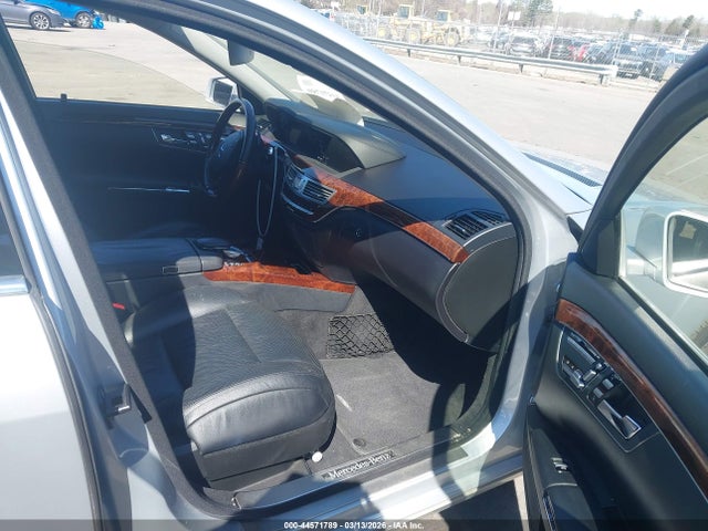 44571789 :رقم المزاد ، WDDNG9EB0DA528871 vin ، 2013 Mercedes-benz S 550 4matic مزاد بيع