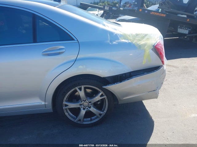 44571789 :رقم المزاد ، WDDNG9EB0DA528871 vin ، 2013 Mercedes-benz S 550 4matic مزاد بيع
