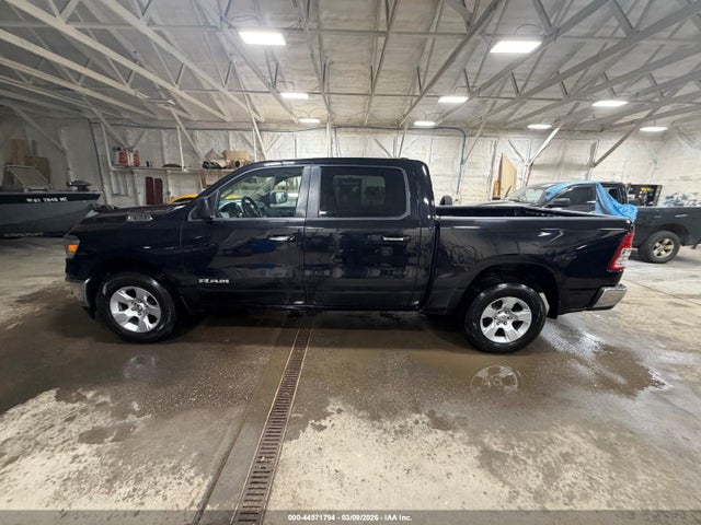 44571794 :رقم المزاد ، 1C6RRFFG8LN230484 vin ، 2020 Ram 1500 Big Horn  4x4 5'7 Box مزاد بيع