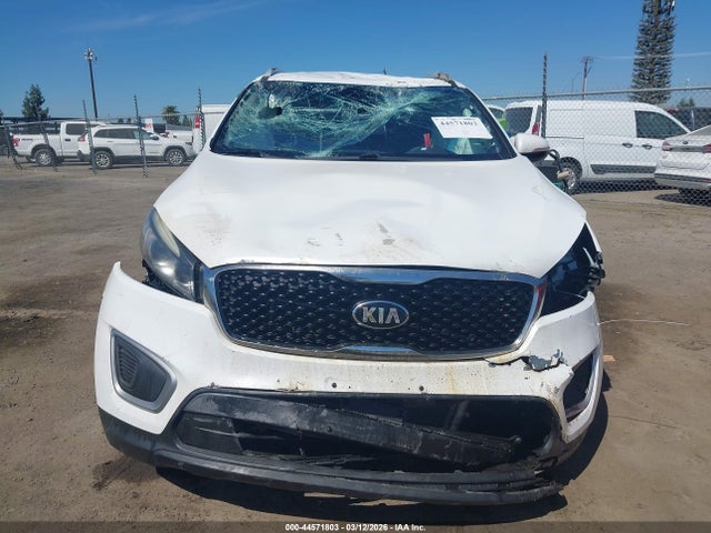 5XYPG4A31HG255241 KIA Sorento 2.4l Lx