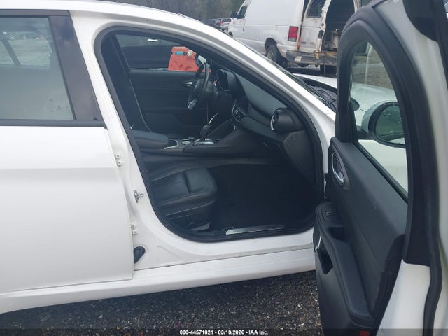 2022 ALFA ROMEO GIULIA ZARFANBN6N7652848 Photo 4