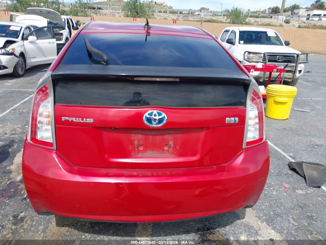 Toyota Prius Three 2014 JTDKN3DU4E0362350 Image 17