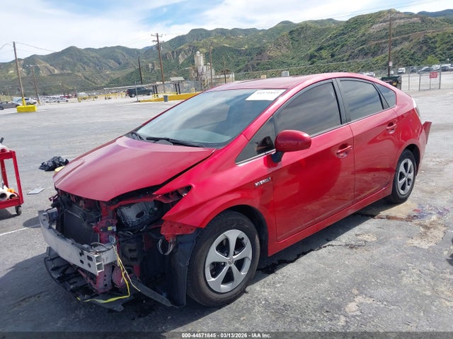 Toyota Prius Three 2014 JTDKN3DU4E0362350 Image 2