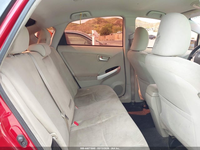 Toyota Prius Three 2014 JTDKN3DU4E0362350 Image 8