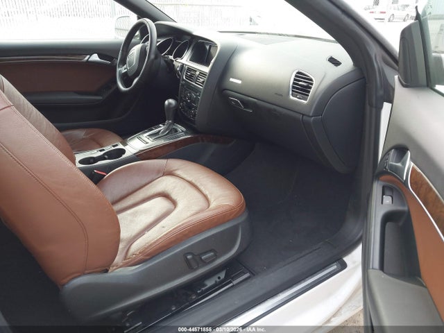 2011 AUDI A5 WAUJFAFH7BN018035 Photo 4