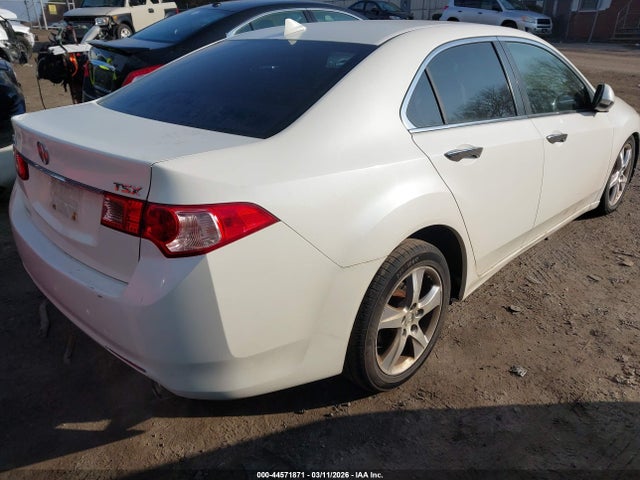 44571871 :رقم المزاد ، JH4CU2F62BC008688 vin ، 2011 Acura Tsx 2.4 مزاد بيع