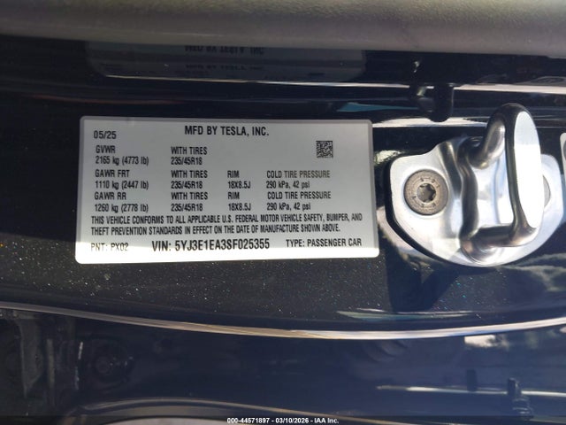 2025 TESLA MODEL 3 5YJ3E1EA3SF025355 Photo 8
