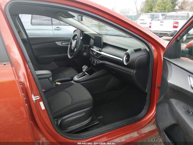 2022 Kia Forte Lxs მანქანა იყიდება აუქციონზე, vin: 3KPF24AD9NE434770, აუქციონის ნომერი: 44571902