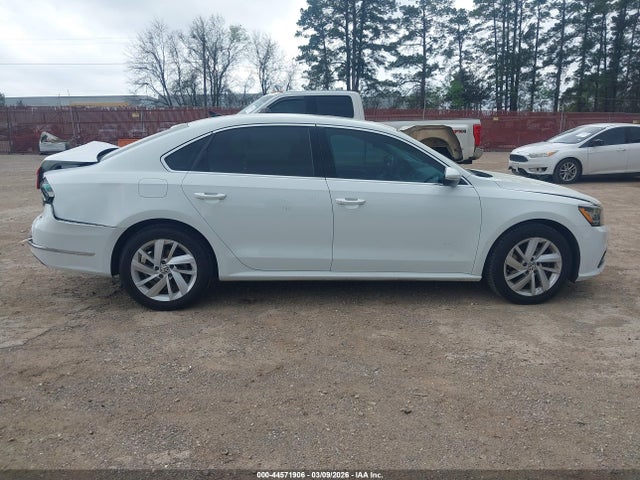 44571906 :رقم المزاد ، 1VWBA7A30JC017417 vin ، 2018 Volkswagen Passat 2.0t Se مزاد بيع