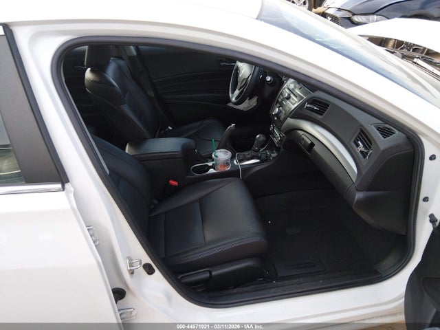 2018 ACURA ILX 19UDE2F3XJA001279 Photo 4