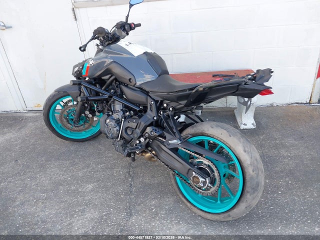 Yamaha MT07 2022 JYARM32E5NA005312 Image 3