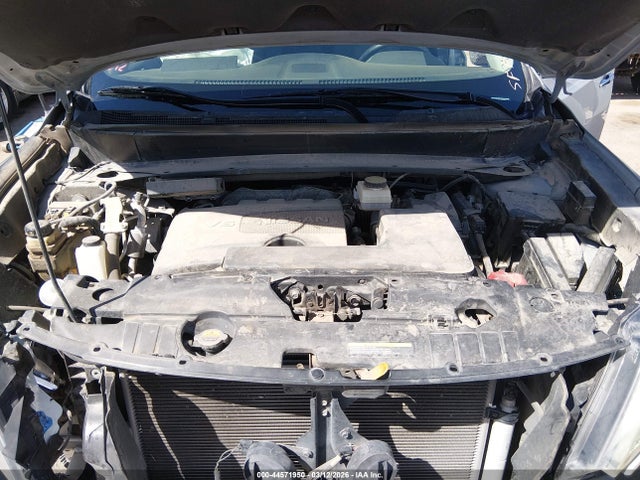 44571950 :رقم المزاد ، 5N1DR2MNXJC670711 vin ، 2018 Nissan Pathfinder Sv مزاد بيع