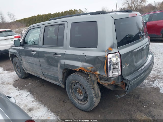 2011 JEEP PATRIOT 1J4NF1GB2BD276106 Photo 2