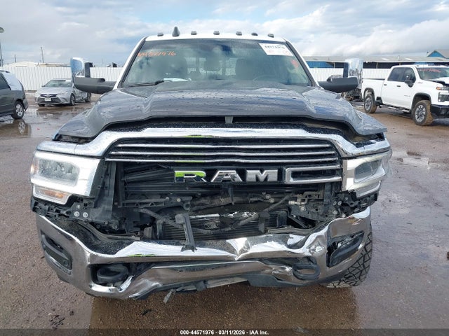 44571976 :رقم المزاد ، 3C6UR5NL5NG279558 vin ، 2022 Ram 2500 Laramie  4x4 6'4 Box مزاد بيع