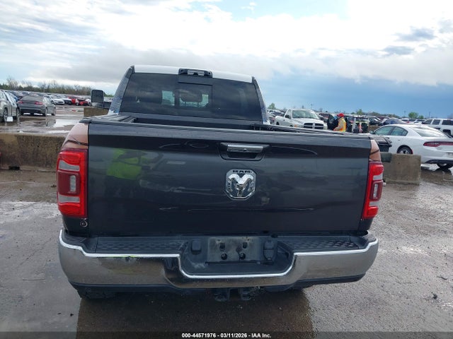 44571976 :رقم المزاد ، 3C6UR5NL5NG279558 vin ، 2022 Ram 2500 Laramie  4x4 6'4 Box مزاد بيع