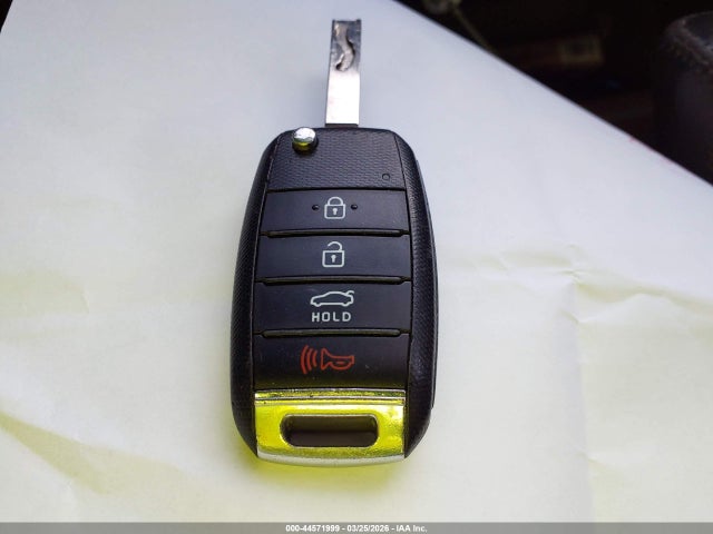 5XXGT4L37KG326172 KIA Optima Lx