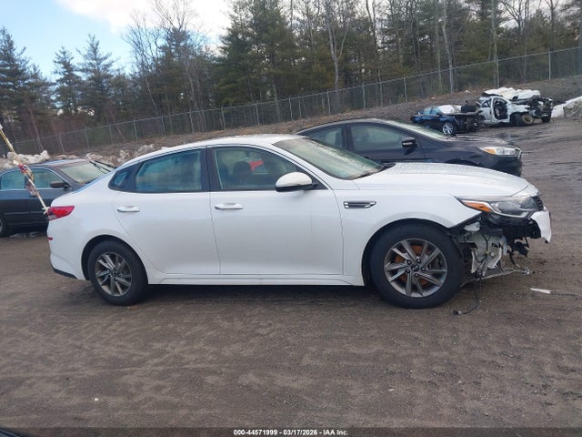 5XXGT4L37KG326172 KIA Optima Lx