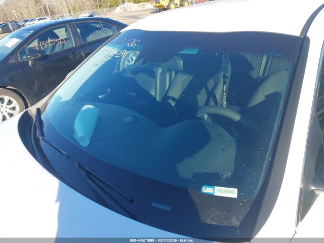 5XXGT4L37KG326172 KIA Optima Lx
