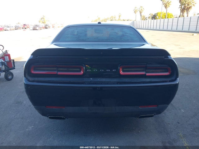 2C3CDZAG3KH503350 Dodge Challenger Sxt