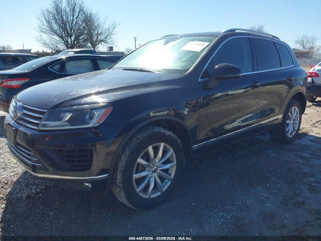 2015 VOLKSWAGEN TOUAREG WVGEF9BP9FD006833 Photo 1