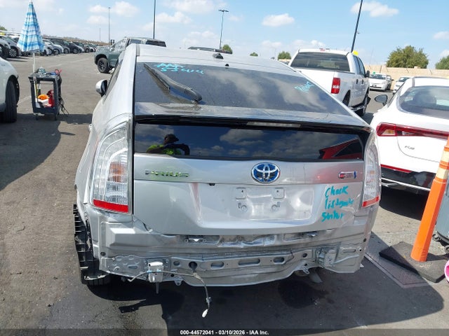 Toyota PRIUS PLUG-IN 2014 JTDKN3DP3E3060430 Image 6