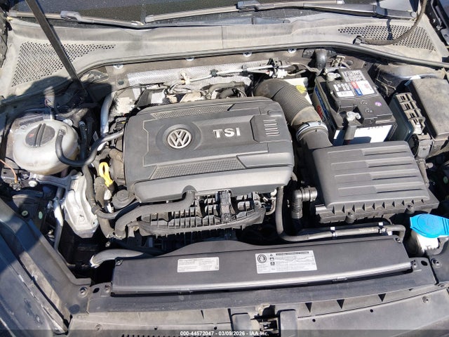 3VW4T7AU1FM092659 Volkswagen Golf Gti 2.0t Se 4-door