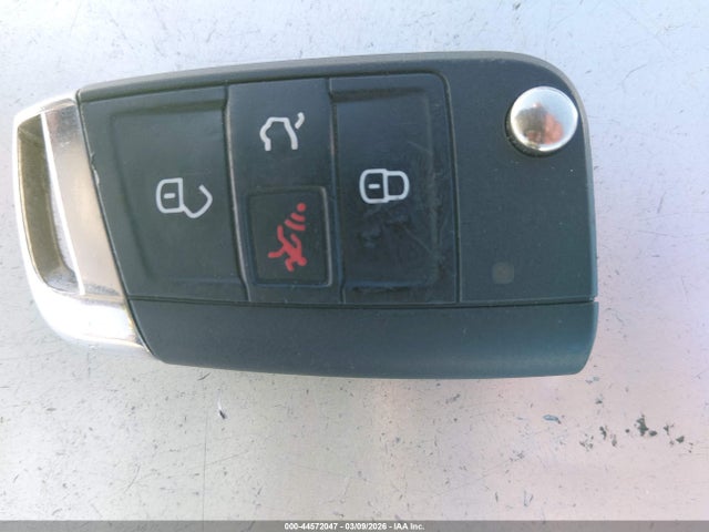 3VW4T7AU1FM092659 Volkswagen Golf Gti 2.0t Se 4-door