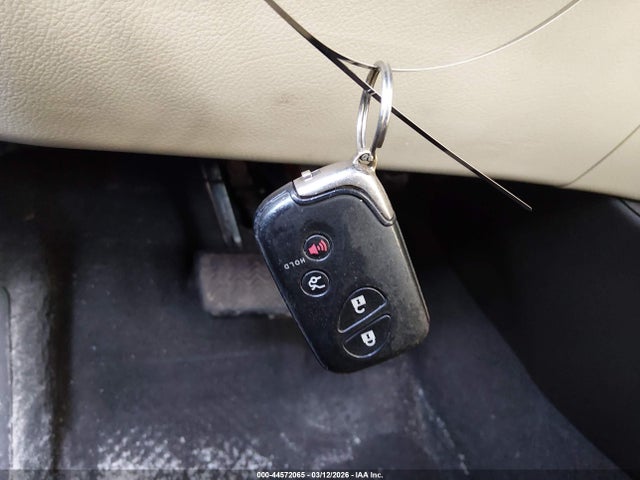 44572065 :رقم المزاد ، JTHBB1BA0A2006318 vin ، 2010 Lexus Hs 250h Premium مزاد بيع