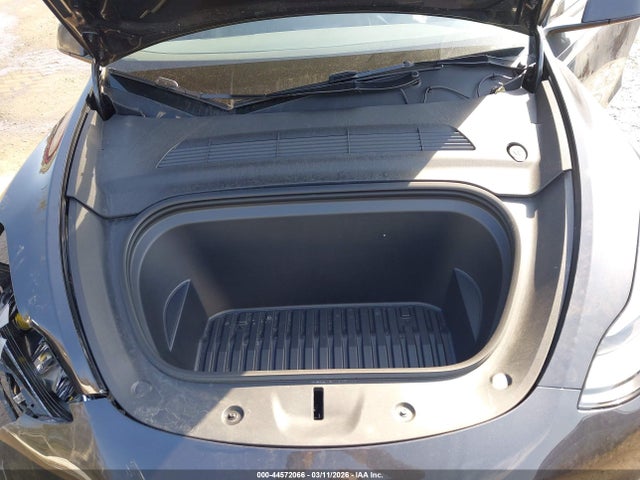 44572066 :رقم المزاد ، 7SAYGDEE3RF158263 vin ، 2024 Tesla Model Y Long Range Dual Motor All-wheel Drive مزاد بيع