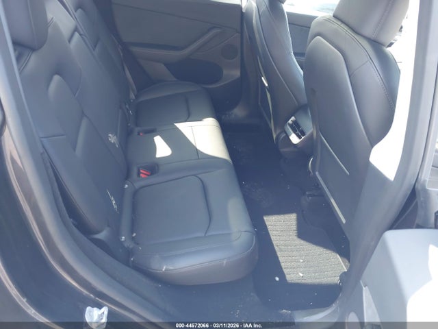 44572066 :رقم المزاد ، 7SAYGDEE3RF158263 vin ، 2024 Tesla Model Y Long Range Dual Motor All-wheel Drive مزاد بيع
