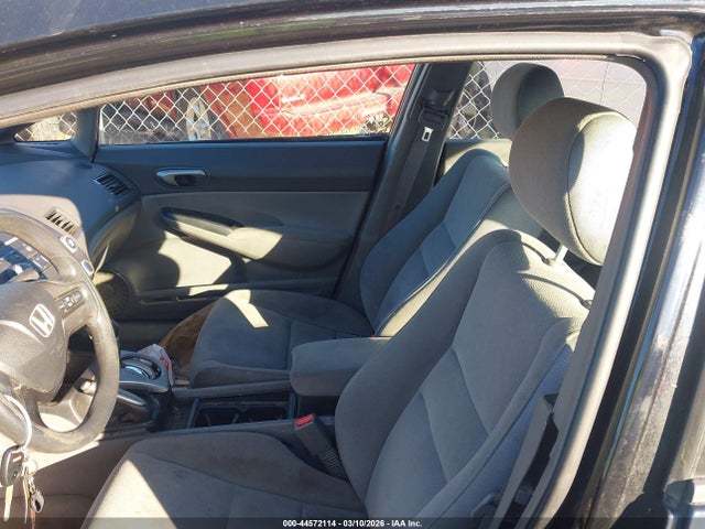 44572114 :رقم المزاد ، 2HGFA16558H327082 vin ، 2008 Honda Civic Lx مزاد بيع