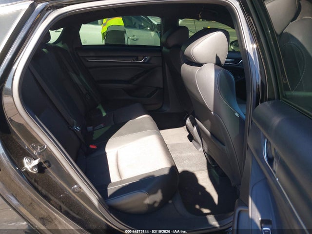 1HGCV1F33LA058044 Honda Accord Sport