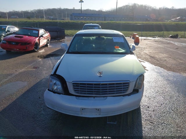 44572163 :رقم المزاد ، 1G6KD54Y85U215347 vin ، 2005 Cadillac Deville Standard مزاد بيع