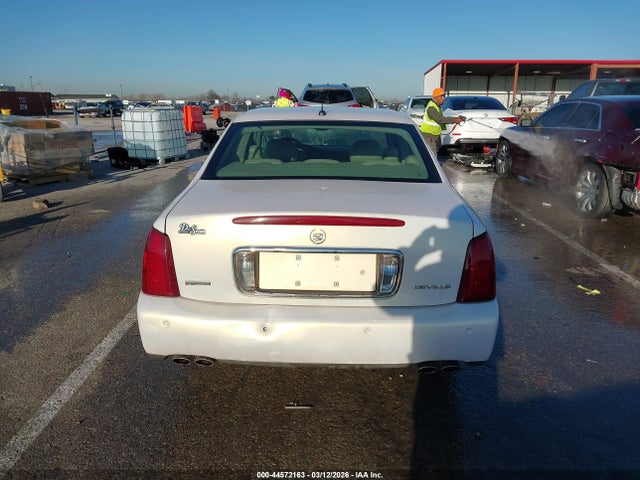 44572163 :رقم المزاد ، 1G6KD54Y85U215347 vin ، 2005 Cadillac Deville Standard مزاد بيع
