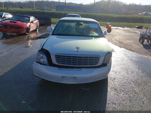 44572163 :رقم المزاد ، 1G6KD54Y85U215347 vin ، 2005 Cadillac Deville Standard مزاد بيع