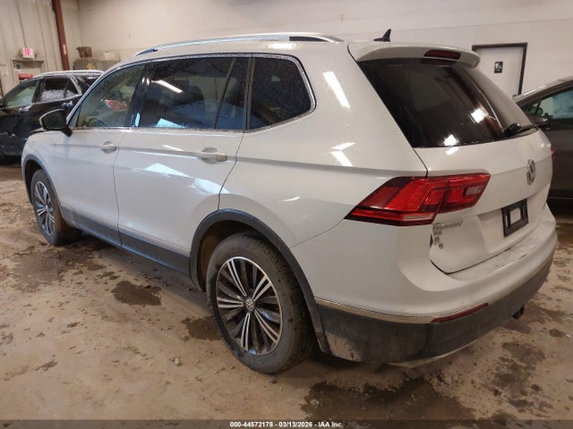 2018 Volkswagen Tiguan 2.0t Se/2.0t Sel მანქანა იყიდება აუქციონზე, vin: 3VV2B7AX3JM013901, აუქციონის ნომერი: 44572178