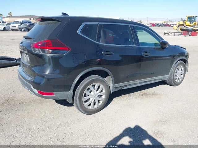 Nissan ROGUE S 2018 5N1AT2MT4JC726192 Image 4