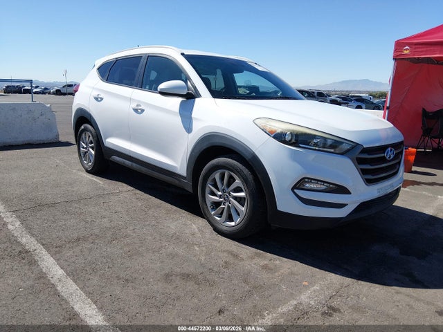 2016 Hyundai Tucson Se მანქანა იყიდება აუქციონზე, vin: KM8J33A40GU091722, აუქციონის ნომერი: 44572200