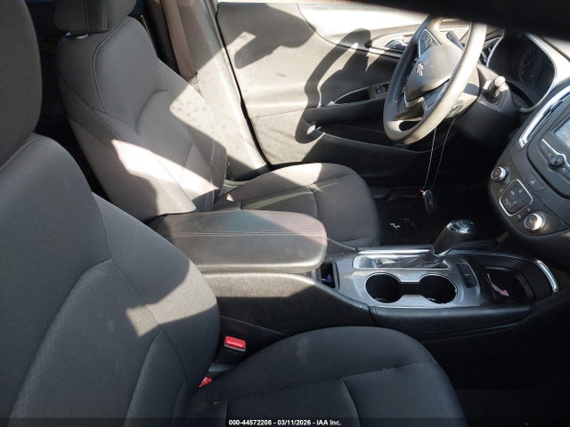 1G1ZE5STXHF153645 Chevrolet MALIBU 1LT