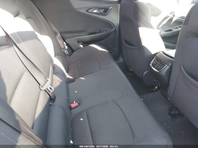 1G1ZE5STXHF153645 Chevrolet MALIBU 1LT