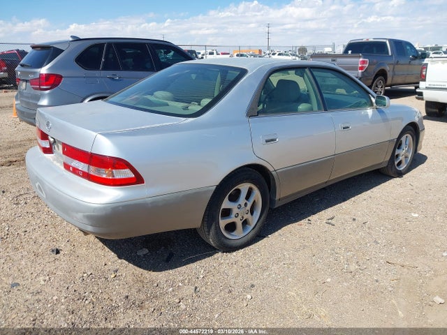 Продажа на аукционе авто 2001 Lexus Es 300, vin: JT8BF28G510301254, номер лота: 44572219