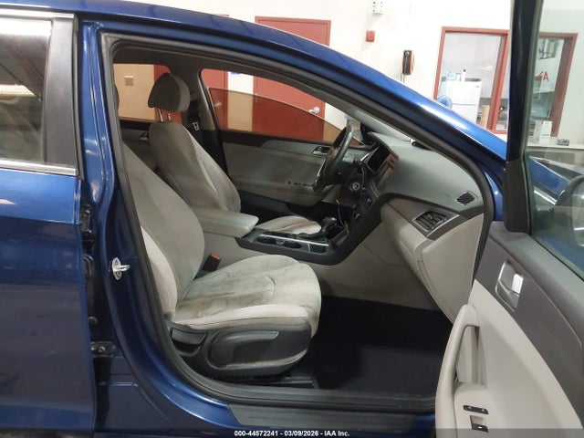5NPE24AF1HH452211 Hyundai SONATA SE