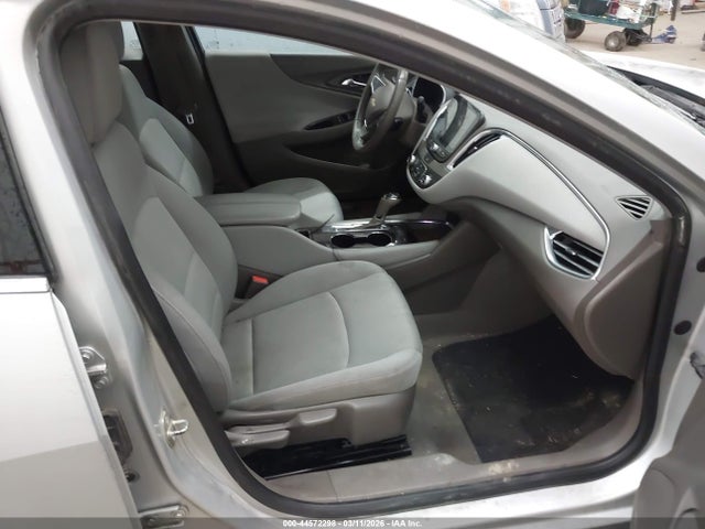 Chevrolet MALIBU LT 2018 1G1ZD5ST5JF123607 Image 5