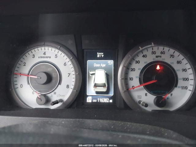 5TDXZ3DC1JS911057 Toyota Sienna Se 8 Passenger