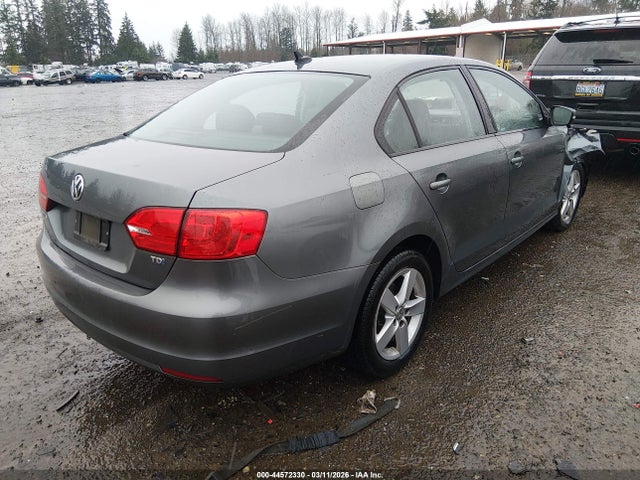 44572330 :رقم المزاد ، 3VWLL7AJ5CM428052 vin ، 2012 Volkswagen Jetta 2.0l Tdi مزاد بيع