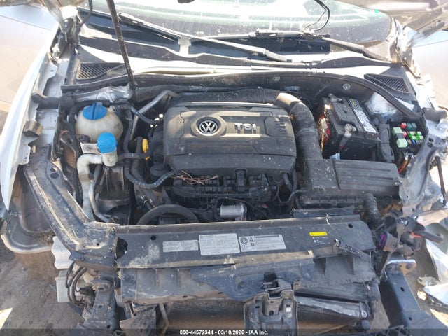 44572344 :رقم المزاد ، 1VWBT7A36GC011561 vin ، 2016 Volkswagen Passat 1.8t Se مزاد بيع