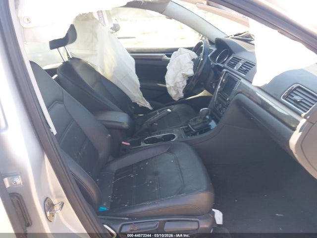 44572344 :رقم المزاد ، 1VWBT7A36GC011561 vin ، 2016 Volkswagen Passat 1.8t Se مزاد بيع