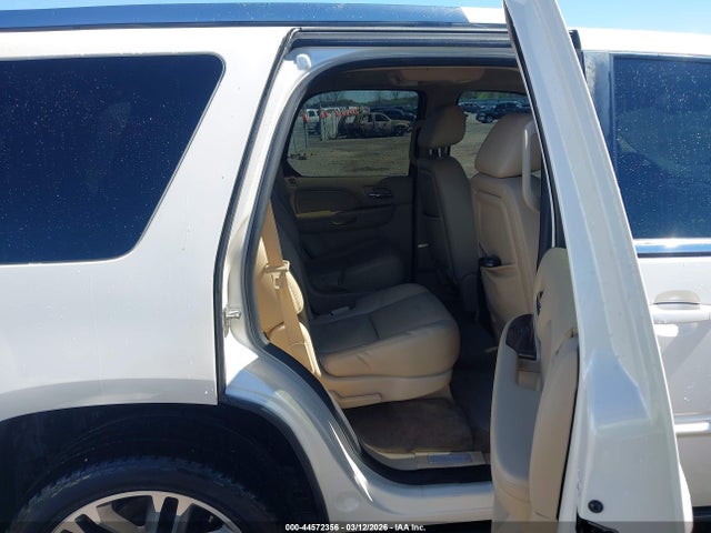 44572356 :رقم المزاد ، 1GYS4CEF6DR159466 vin ، 2013 Cadillac Escalade Premium مزاد بيع
