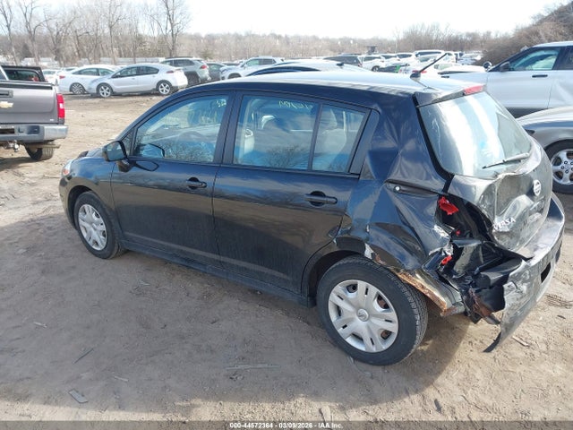 2011 NISSAN VERSA 3N1BC1CP0BL499714 Photo 2